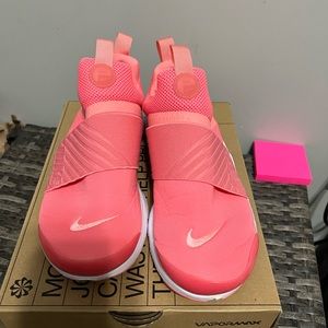 Girl Nike Presto Extreme
